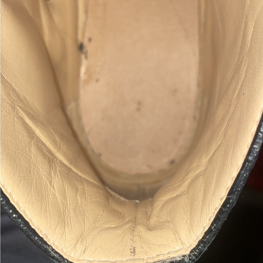 Red bottoms - Picture 12 of 16